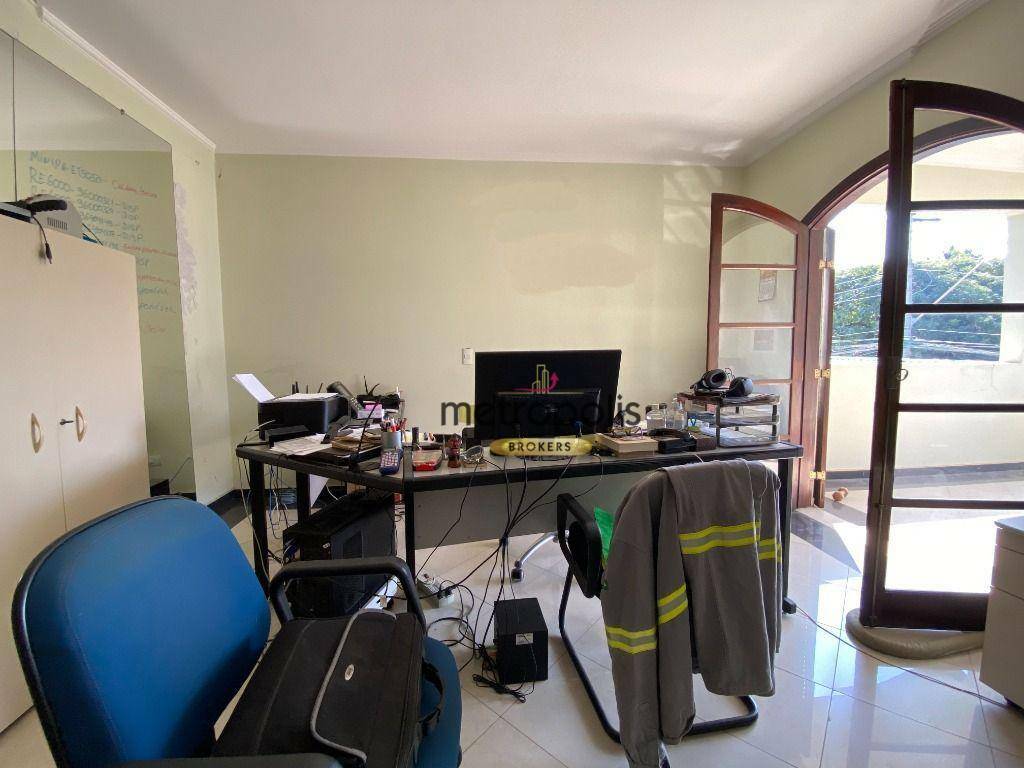 Sobrado à venda com 6 quartos, 550m² - Foto 47