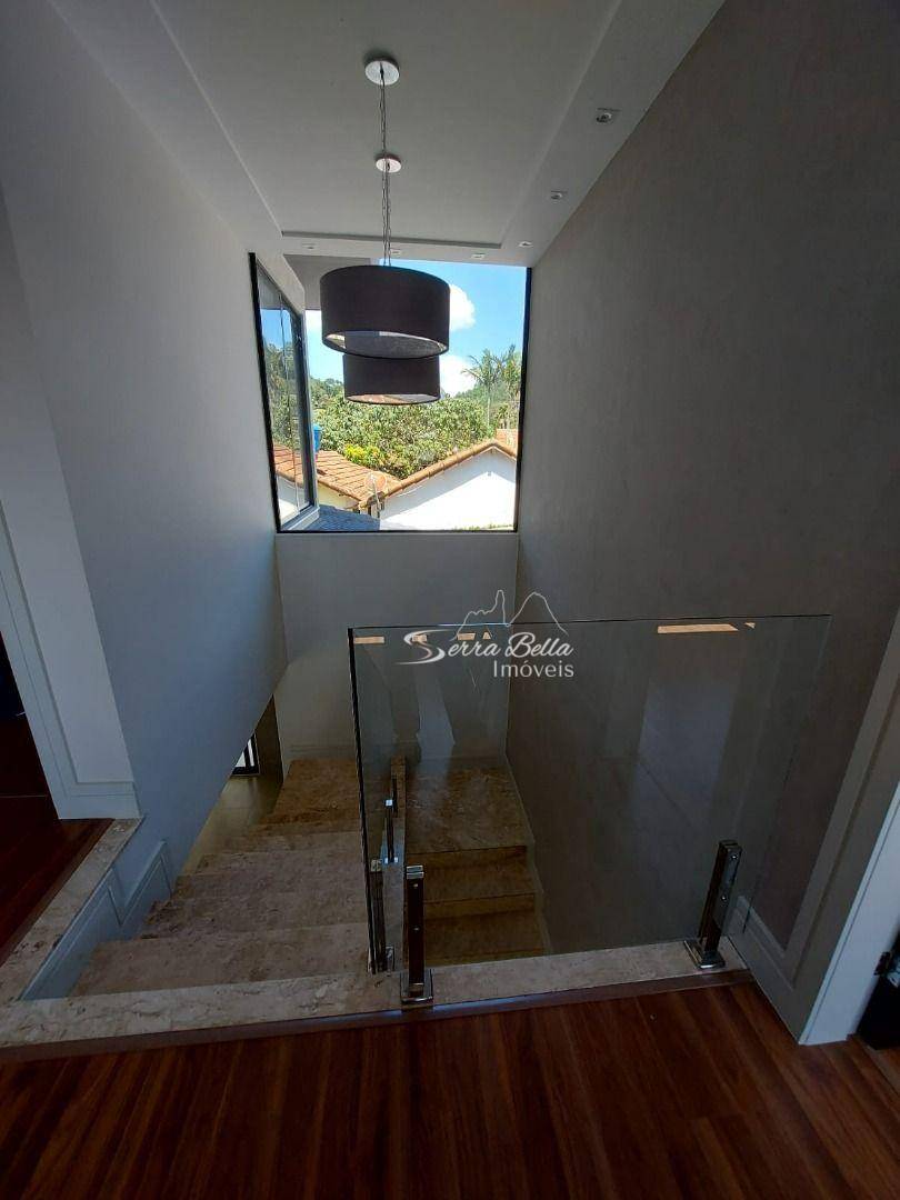 Casa de Condomínio à venda com 4 quartos, 400m² - Foto 17