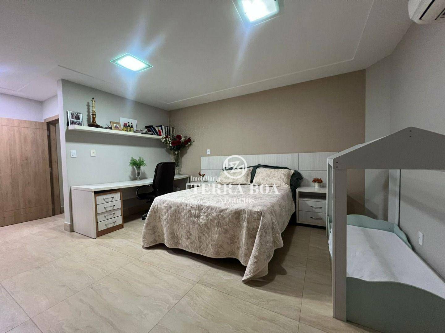 Sobrado à venda com 3 quartos, 180M2 - Foto 10