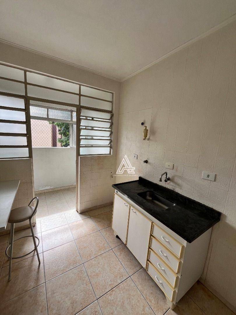 Apartamento à venda com 2 quartos, 70m² - Foto 16