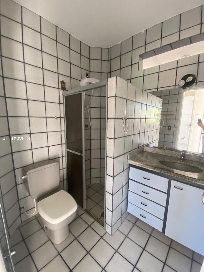 Apartamento para alugar com 3 quartos, 80m² - Foto 7