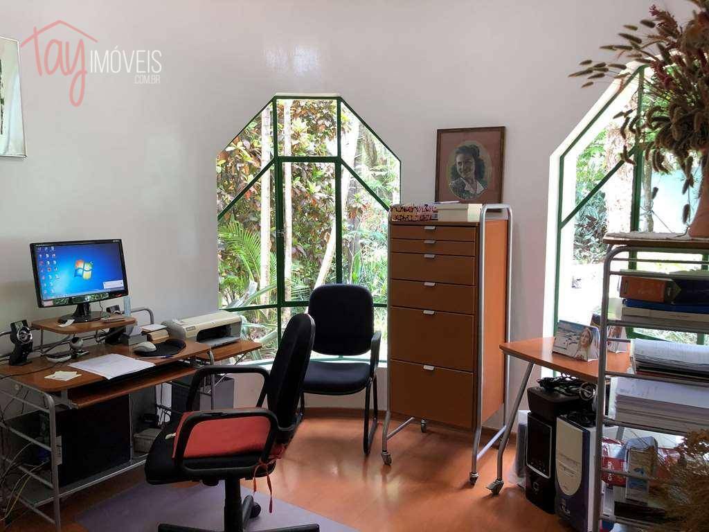 Casa à venda com 3 quartos, 671m² - Foto 13