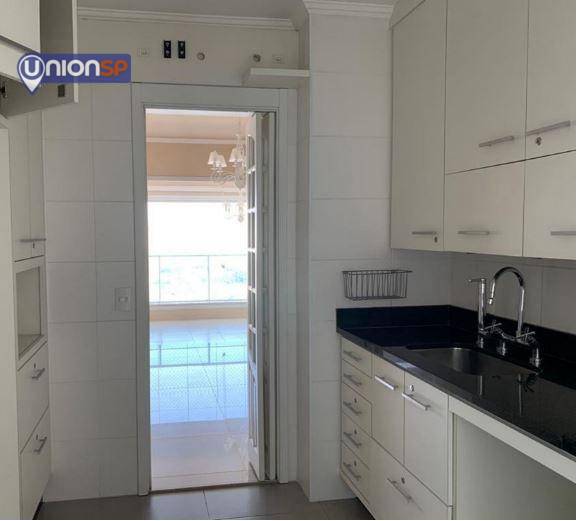 Apartamento à venda com 3 quartos, 130m² - Foto 8