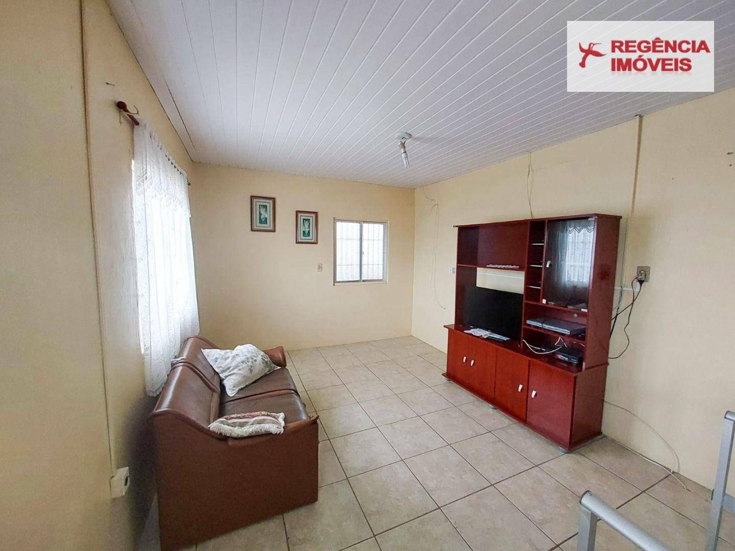 Casa para alugar com 8 quartos, 200m² - Foto 24