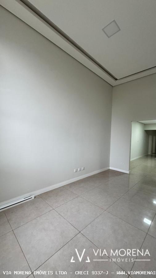 Casa à venda com 3 quartos, 180m² - Foto 19