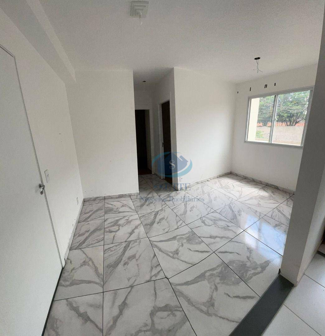 Apartamento à venda com 2 quartos, 45m² - Foto 1