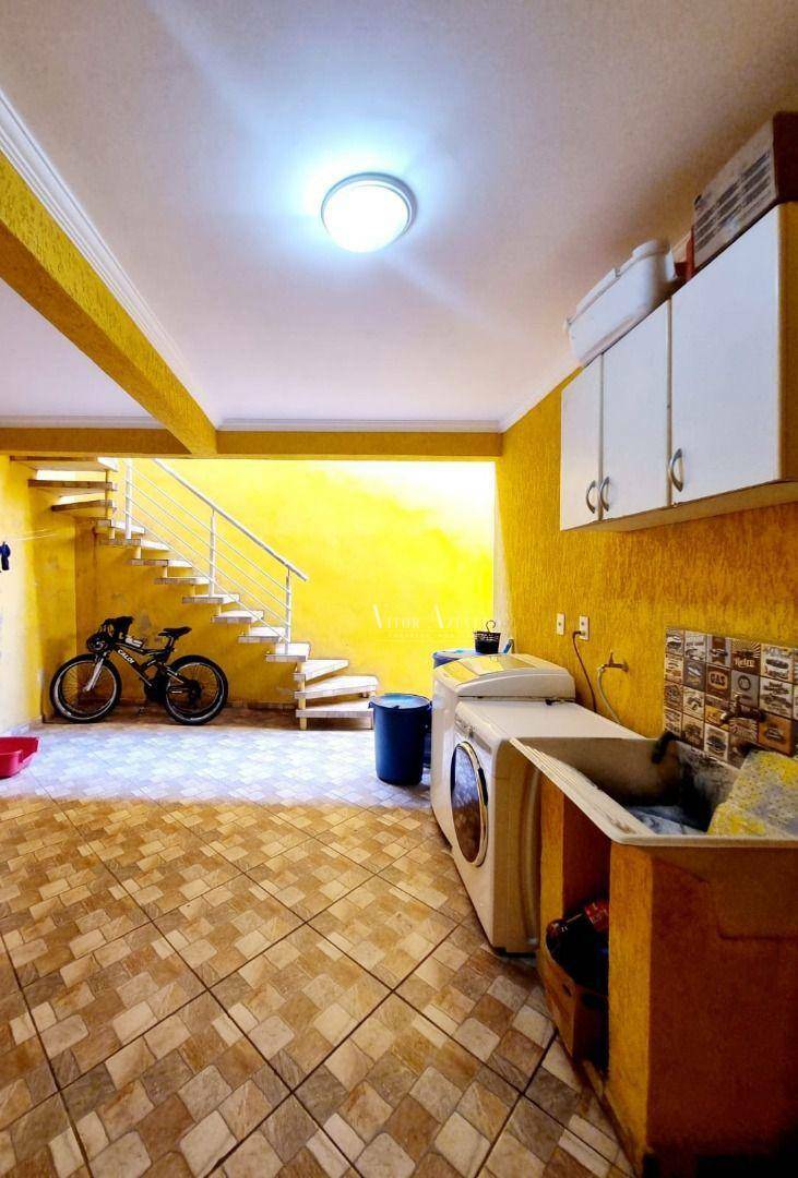 Sobrado à venda com 3 quartos, 230m² - Foto 13