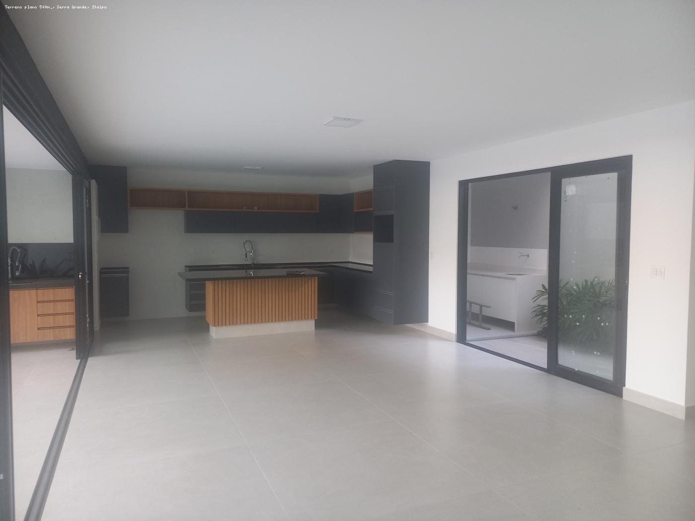 Casa à venda com 3 quartos, 190m² - Foto 9