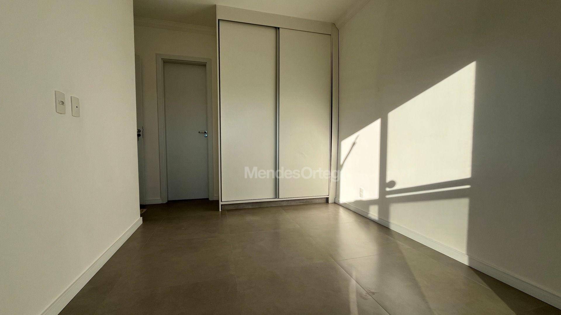 Apartamento para alugar com 2 quartos, 63m² - Foto 14