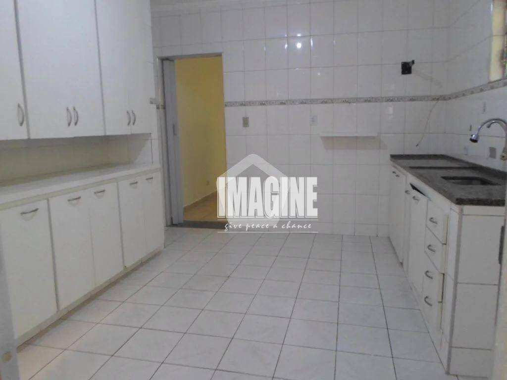 Sobrado à venda com 3 quartos, 250m² - Foto 16