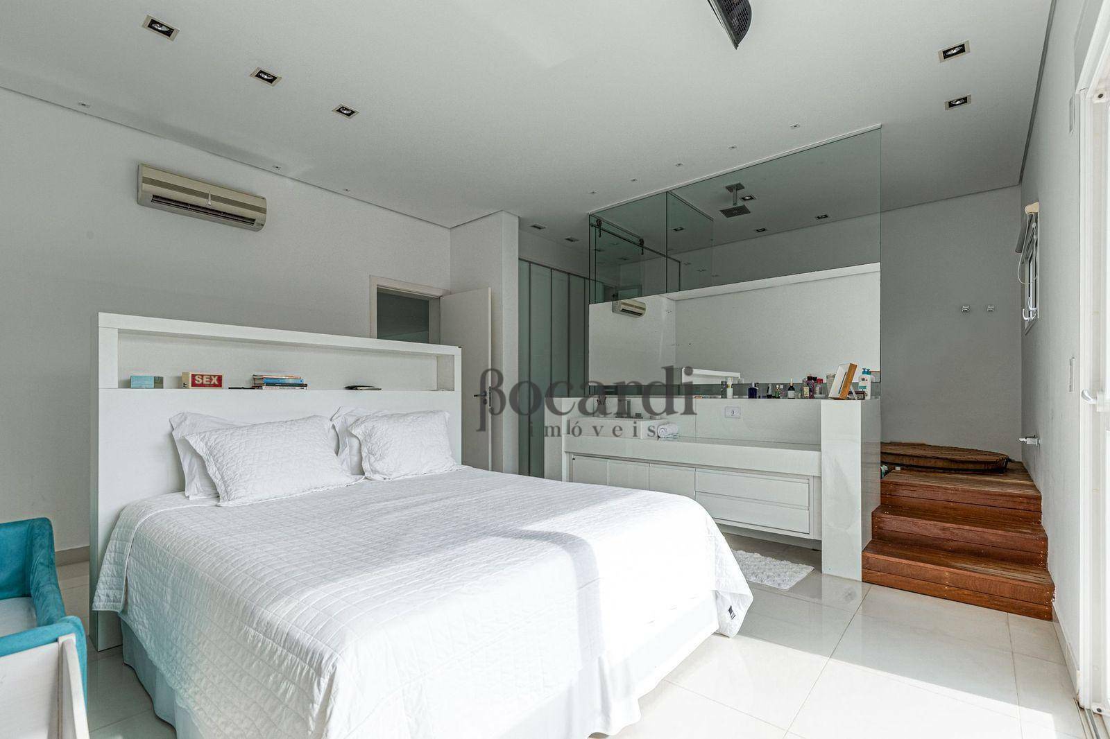 Casa à venda com 7 quartos, 1234m² - Foto 30