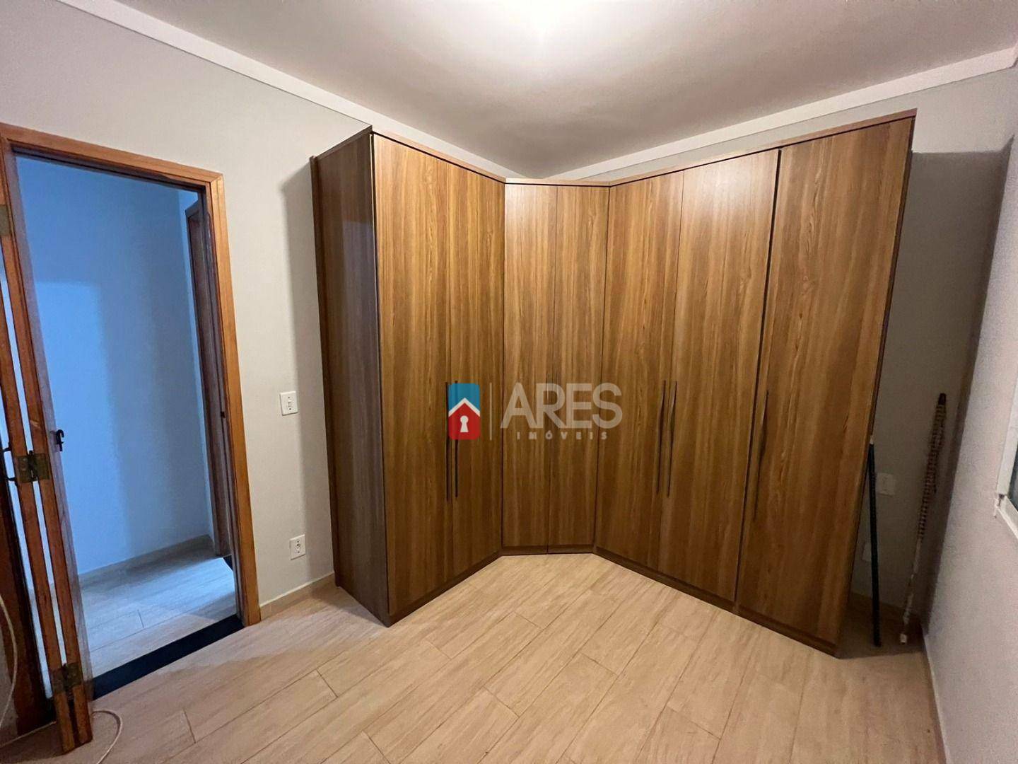 Apartamento para alugar com 2 quartos, 50m² - Foto 9