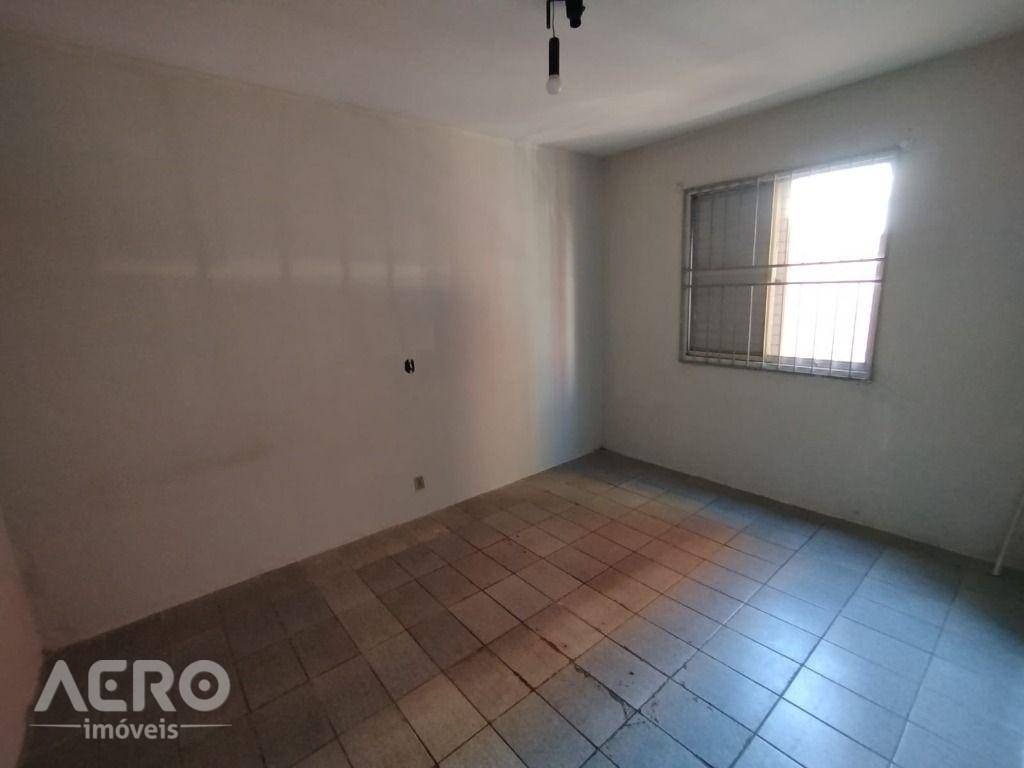 Apartamento para alugar com 1 quarto, 49m² - Foto 13