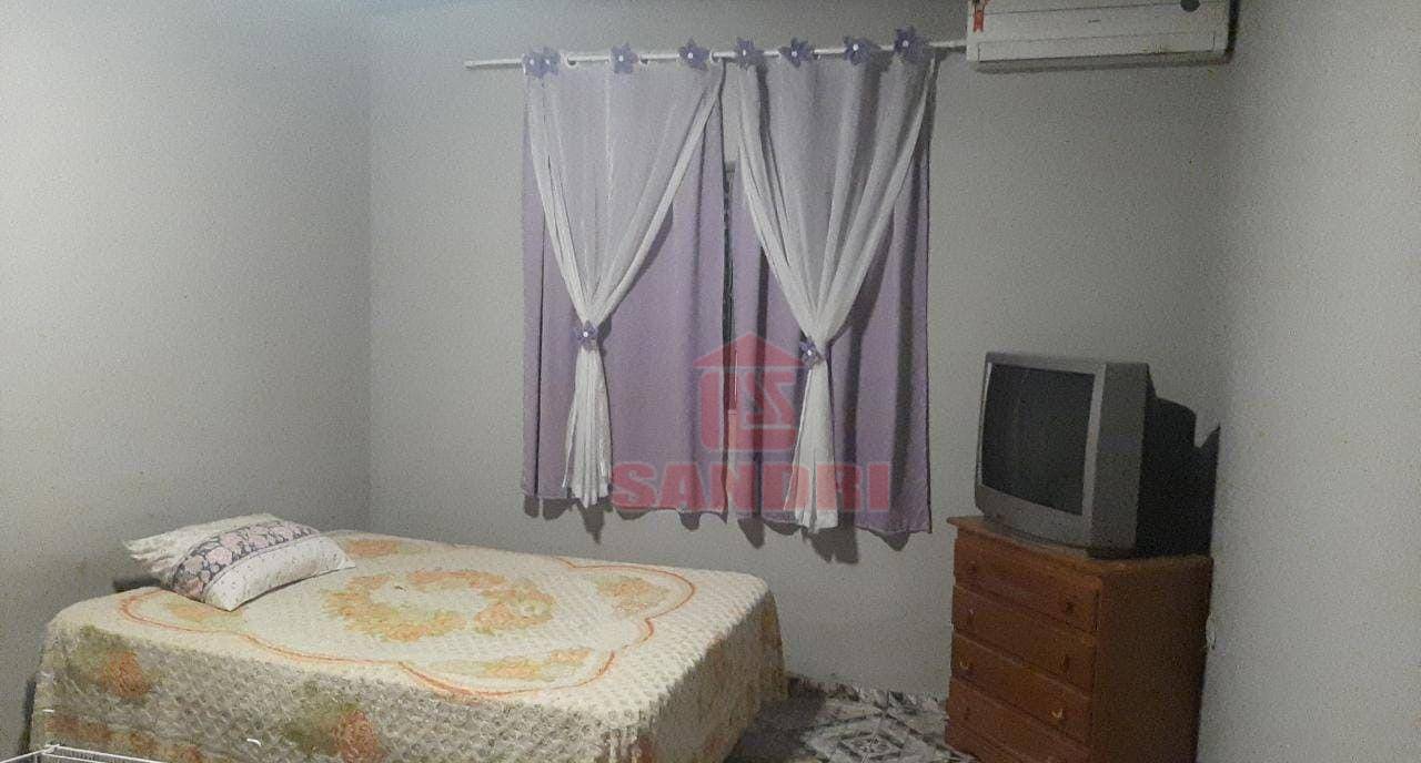 Casa à venda com 4 quartos, 205m² - Foto 9