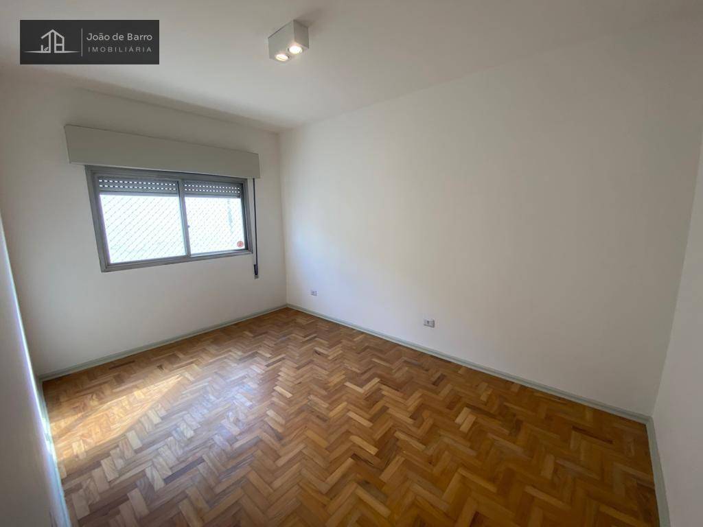 Apartamento à venda com 1 quarto, 42m² - Foto 2