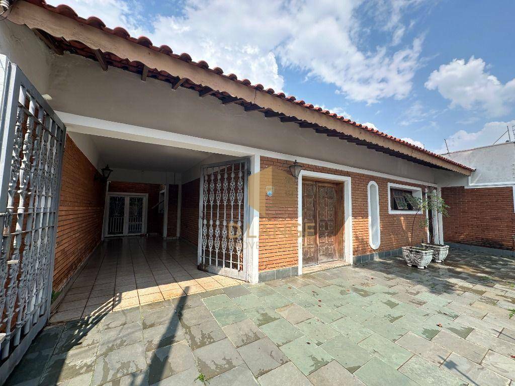 Casa à venda com 4 quartos, 250m² - Foto 20