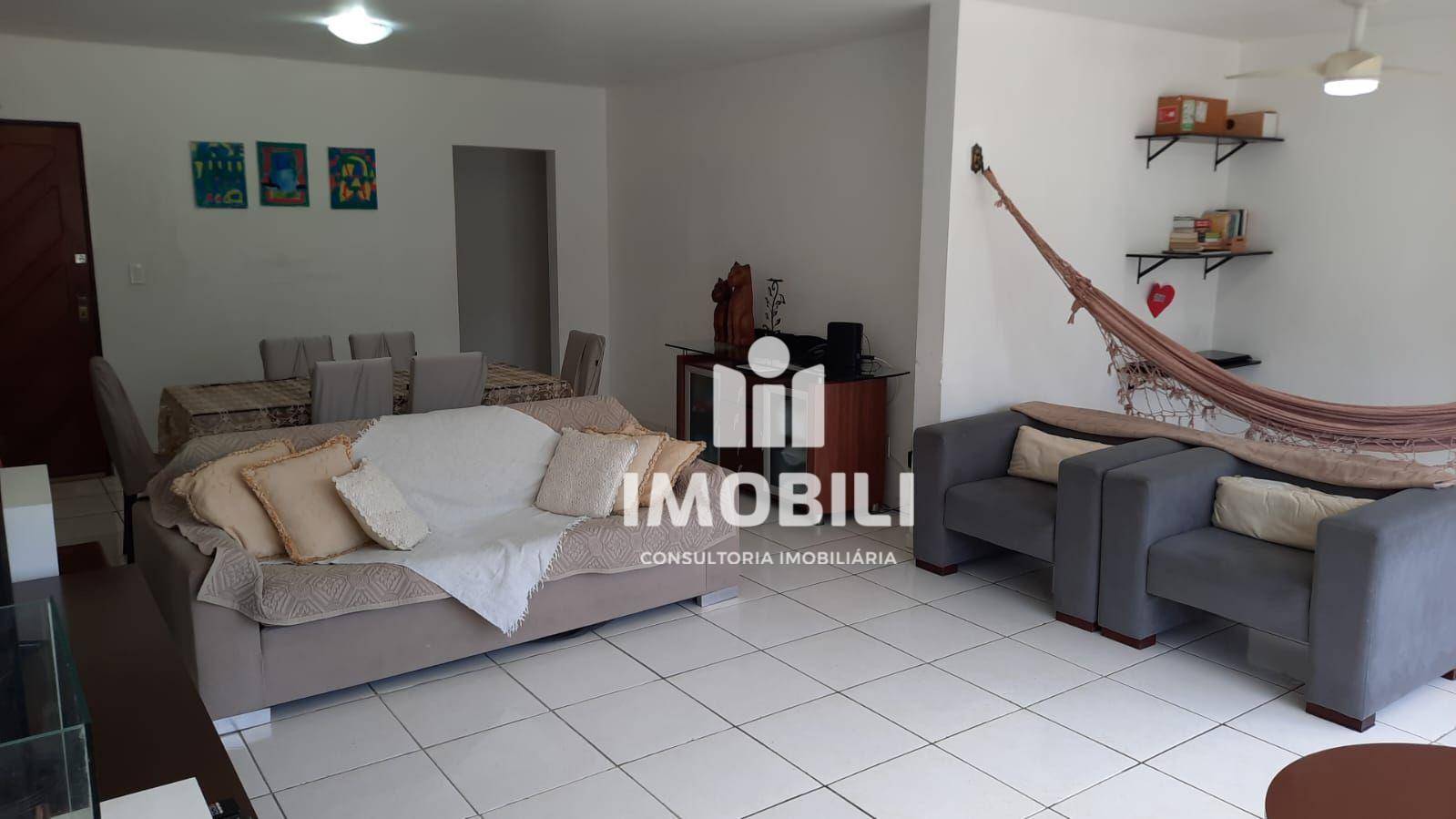 Apartamento à venda com 3 quartos, 131m² - Foto 2