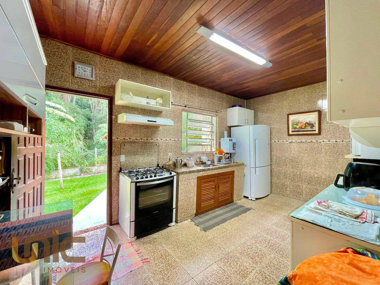 Casa de Condomínio à venda com 3 quartos, 160m² - Foto 27