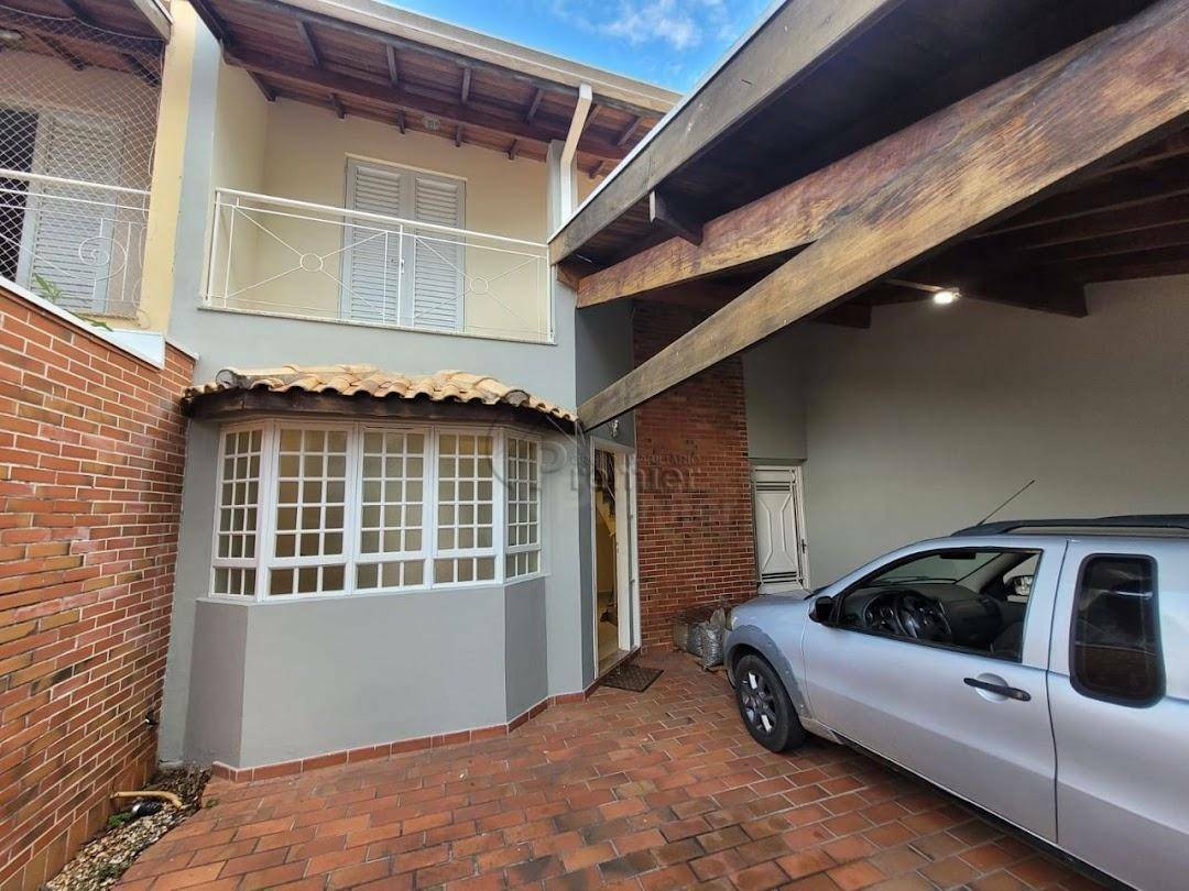 Casa de Condomínio para alugar com 3 quartos, 124m² - Foto 2