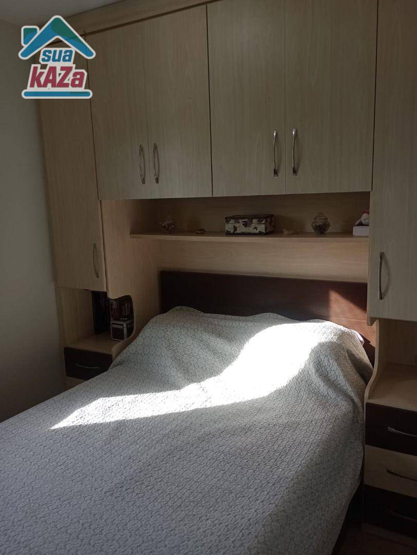 Apartamento à venda com 3 quartos, 60m² - Foto 13