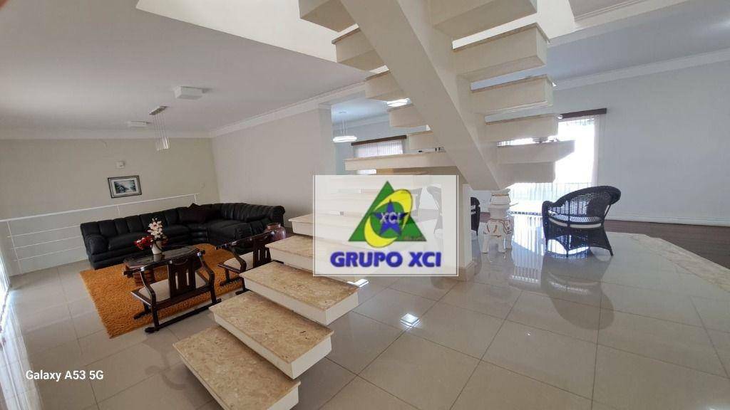 Casa para alugar com 4 quartos, 800m² - Foto 56