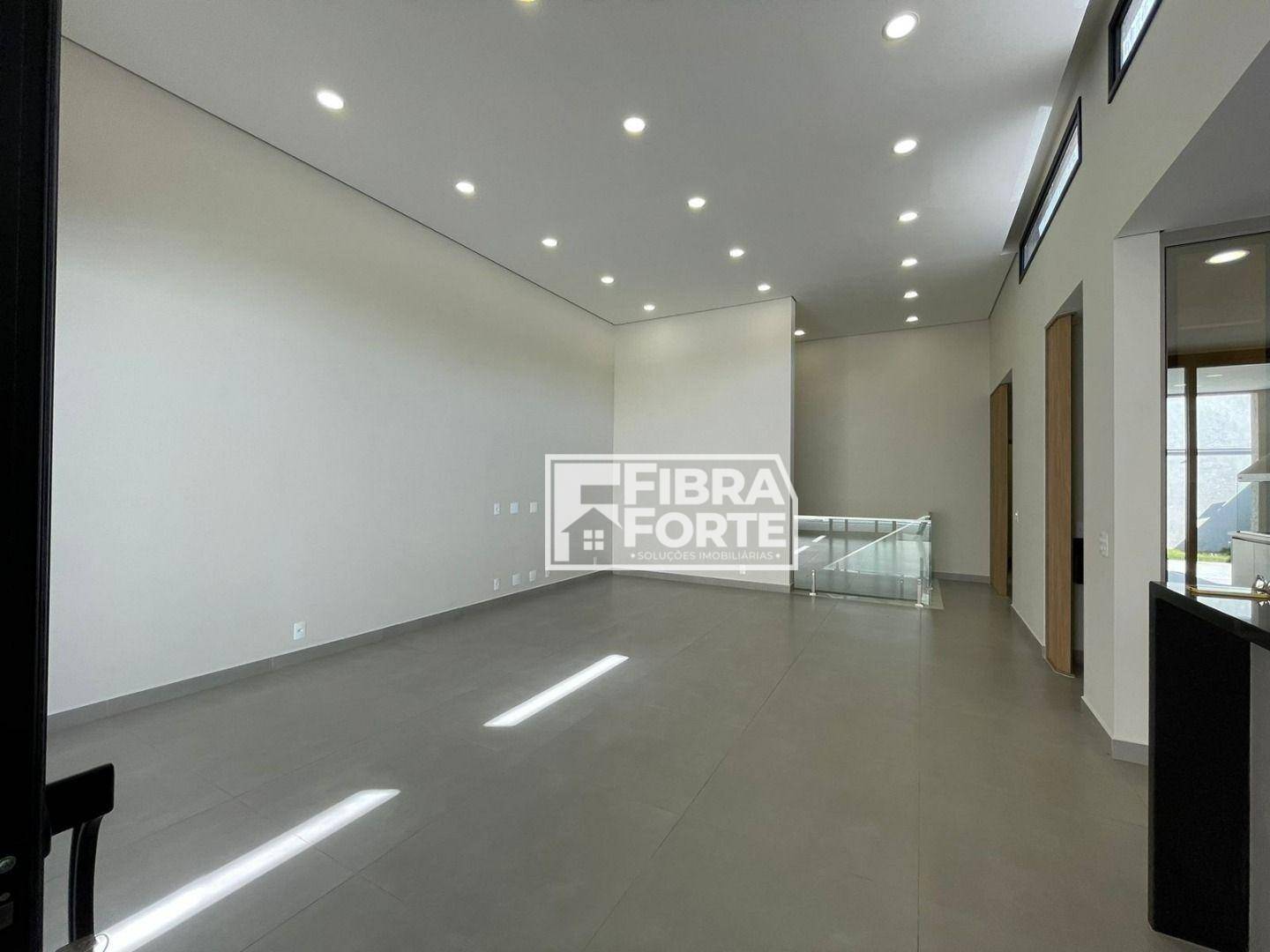 Casa de Condomínio à venda com 3 quartos, 245m² - Foto 4