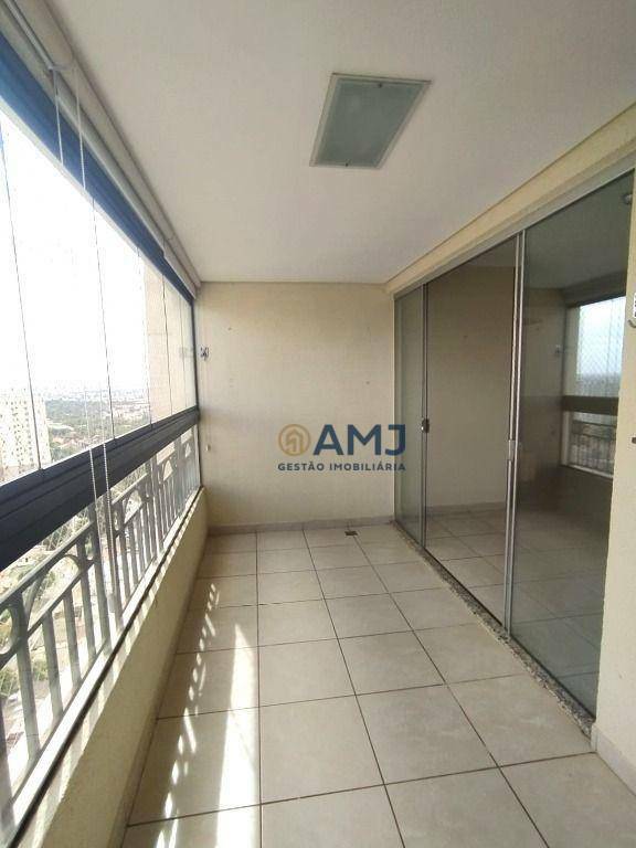 Apartamento à venda com 3 quartos, 97m² - Foto 4