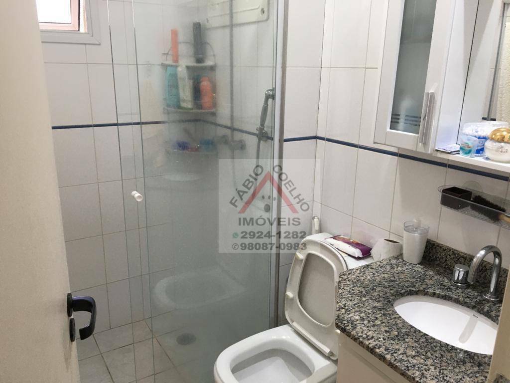 Apartamento à venda com 3 quartos, 129m² - Foto 4