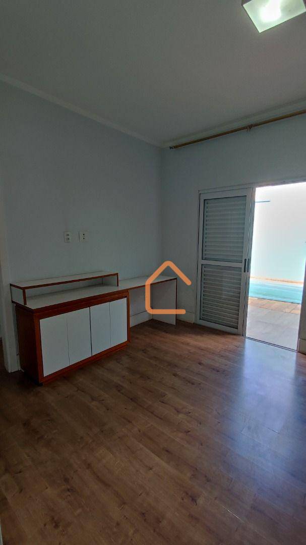 Casa à venda com 3 quartos, 180m² - Foto 16