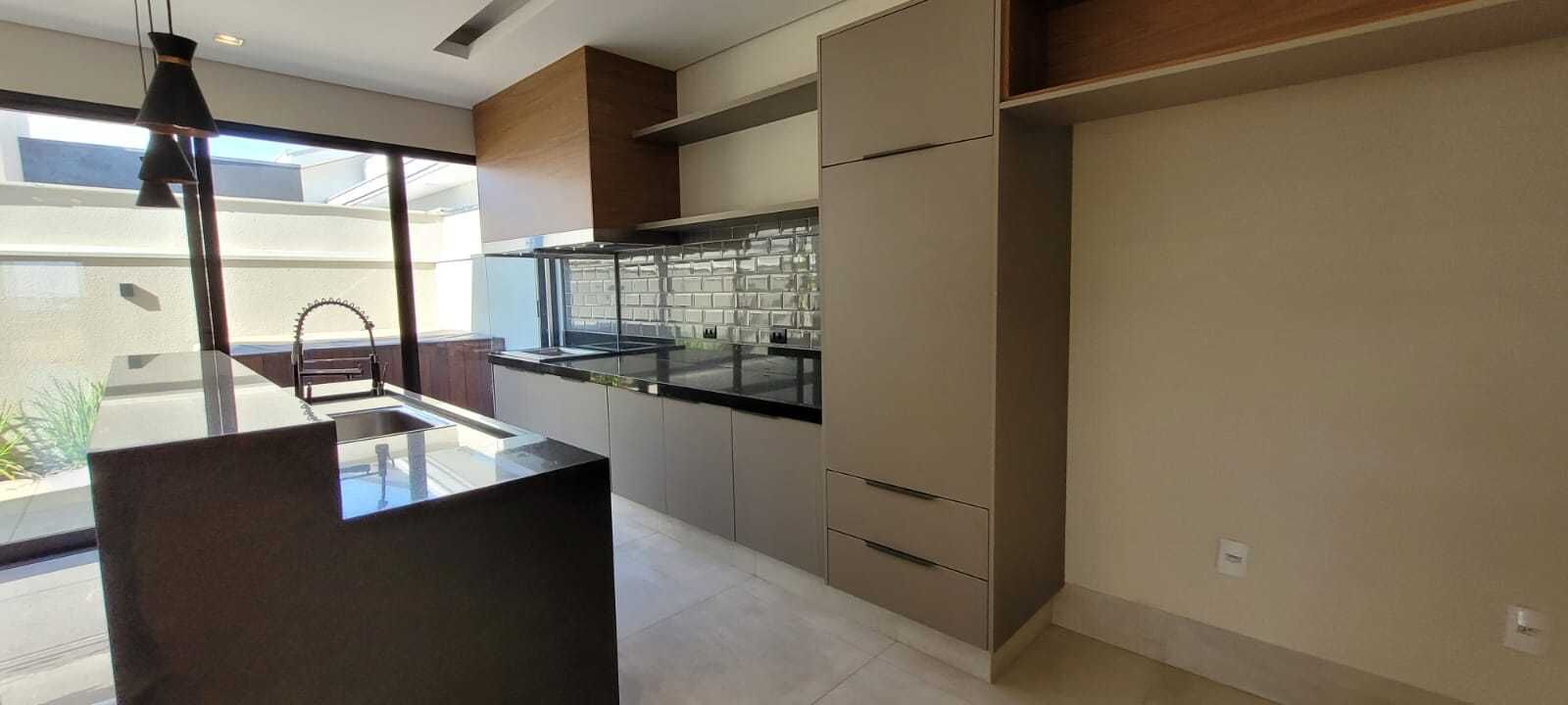 Casa à venda com 3 quartos, 275m² - Foto 13