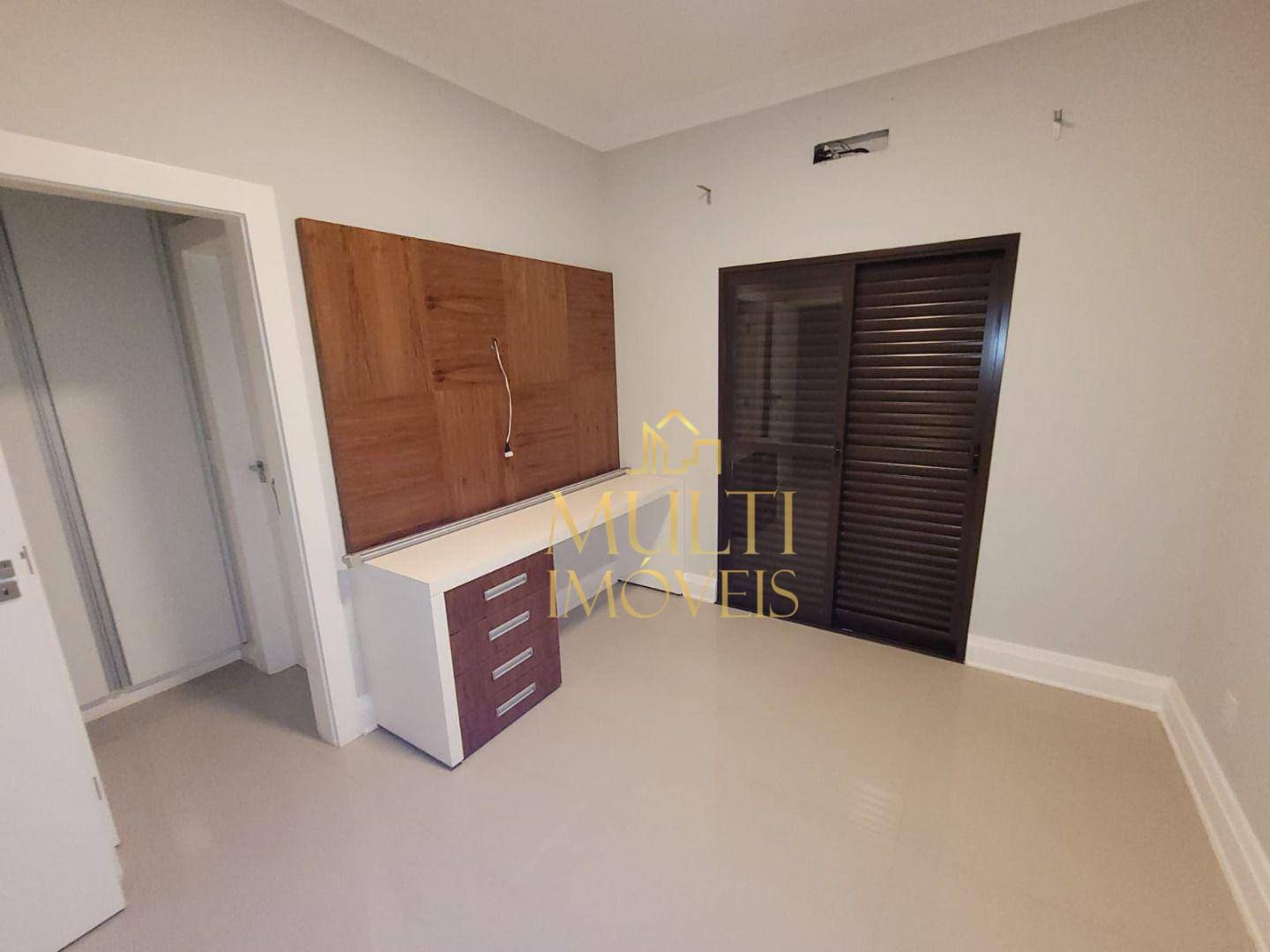 Casa de Condomínio à venda com 4 quartos, 320m² - Foto 19