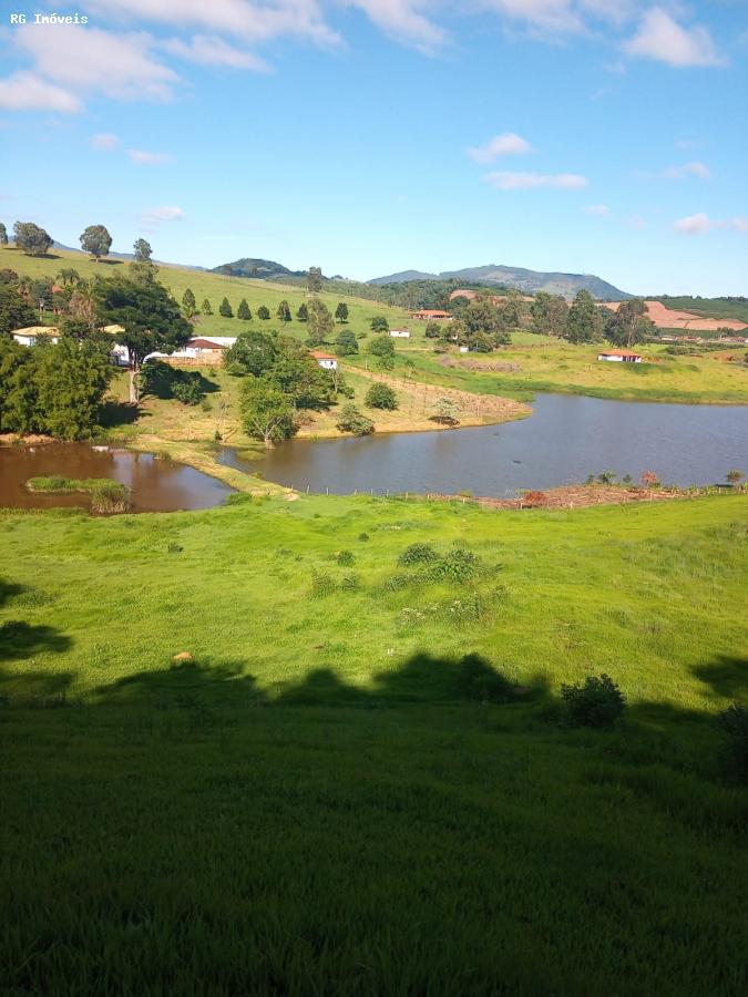 Fazenda à venda com 5 quartos, 320m² - Foto 10