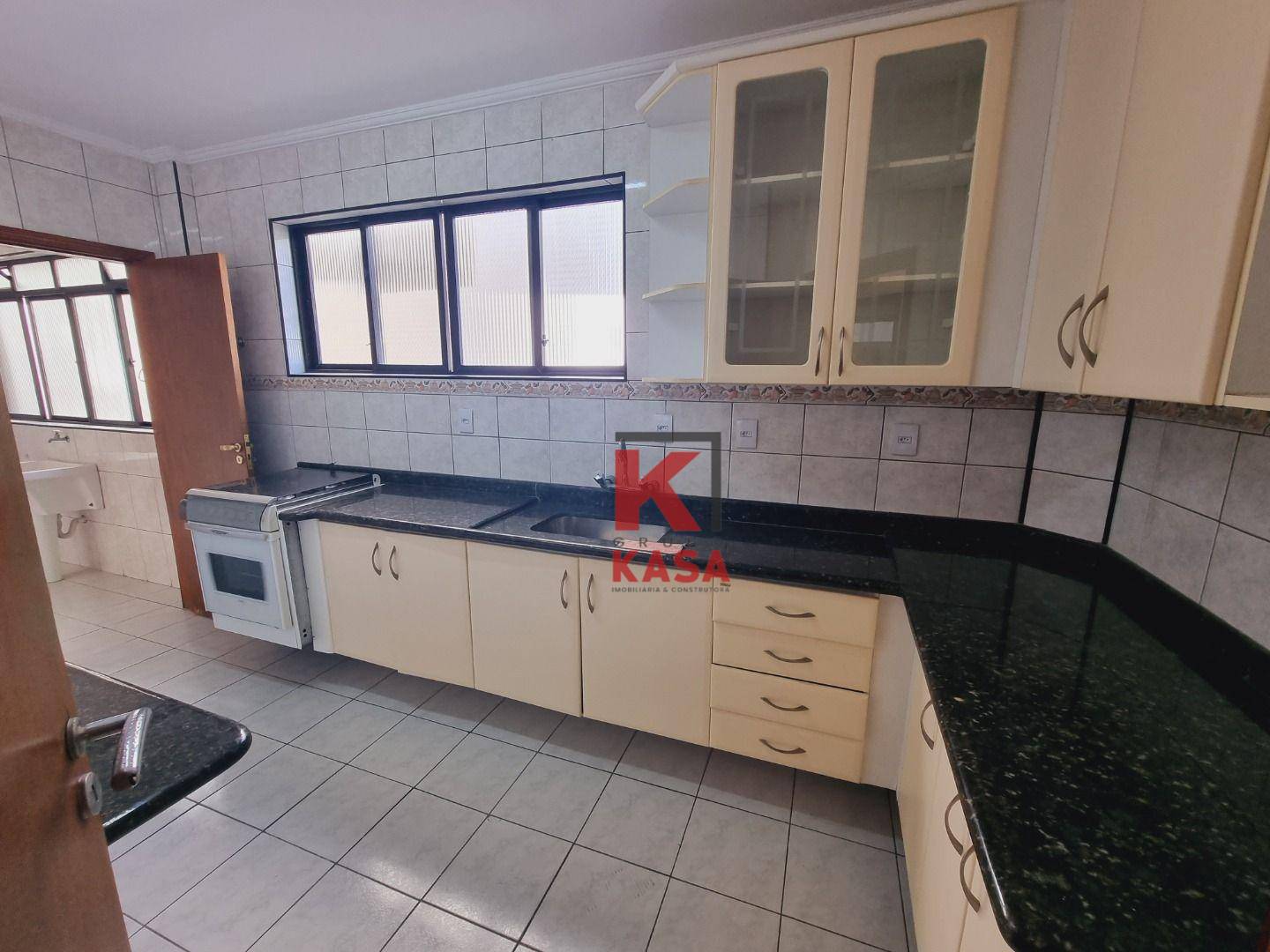 Casa à venda e aluguel com 3 quartos, 339m² - Foto 36