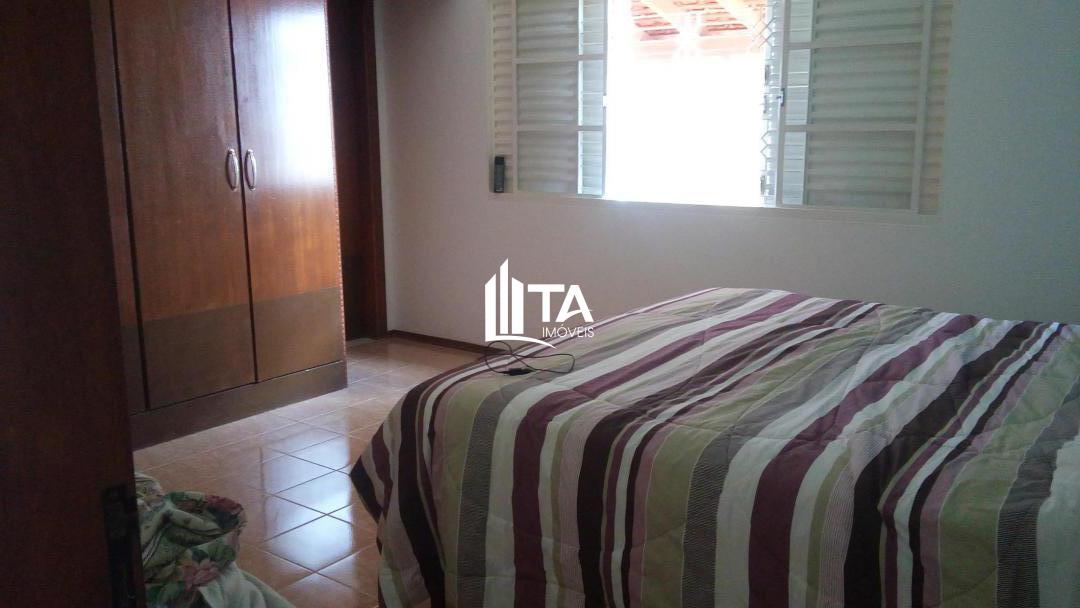 Casa de Condomínio à venda com 3 quartos, 350m² - Foto 11
