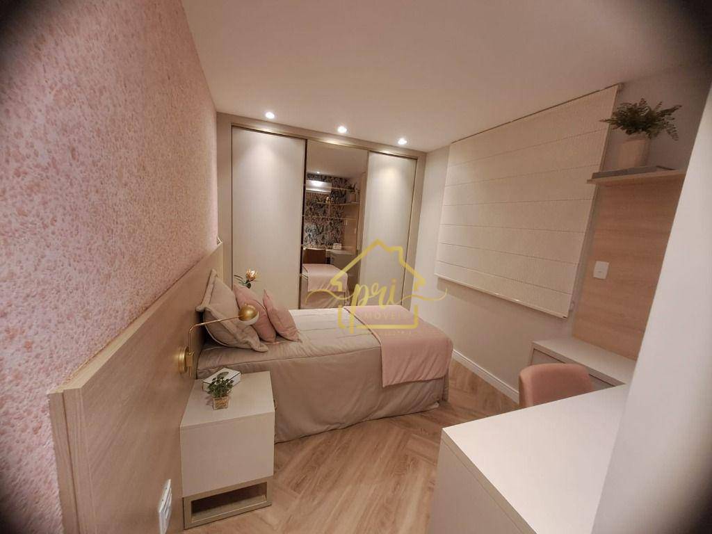 Apartamento à venda com 3 quartos, 166m² - Foto 9