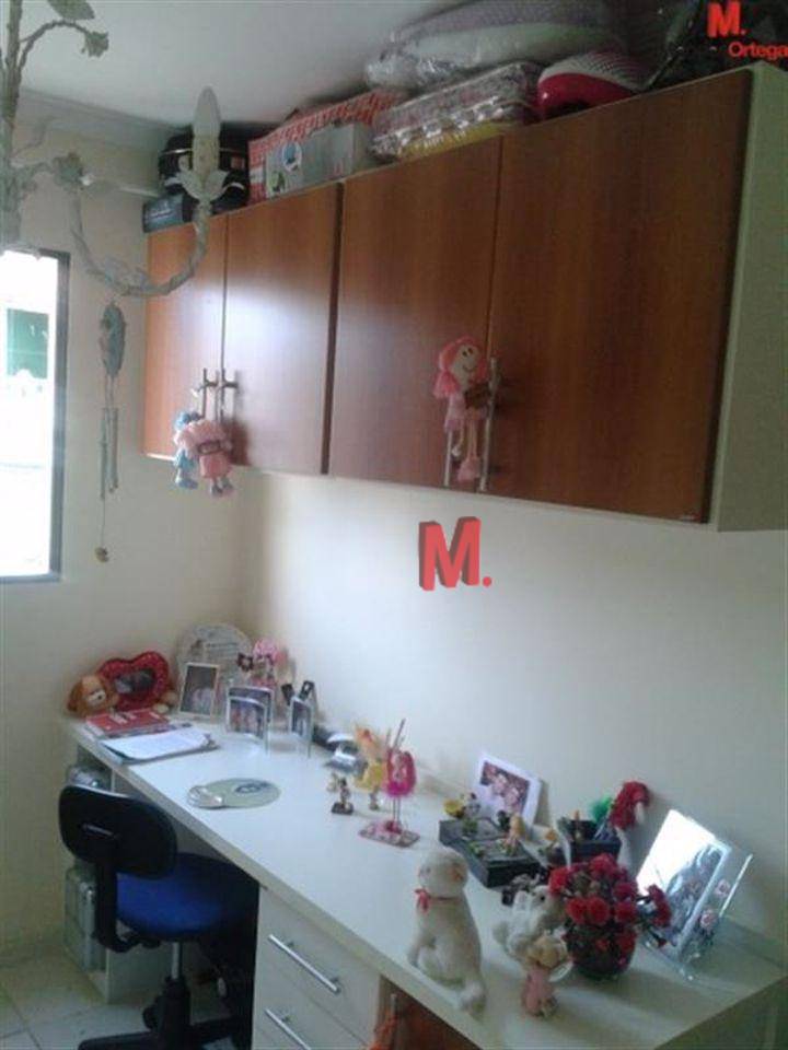 Apartamento à venda com 2 quartos, 80m² - Foto 9