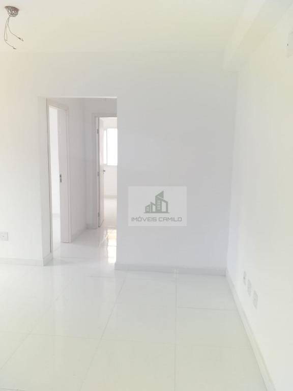 Apartamento à venda com 2 quartos, 57m² - Foto 4