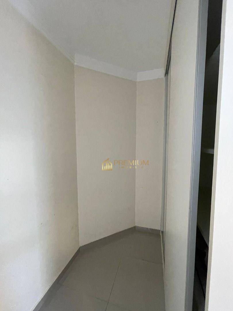 Sobrado à venda com 4 quartos, 233m² - Foto 12