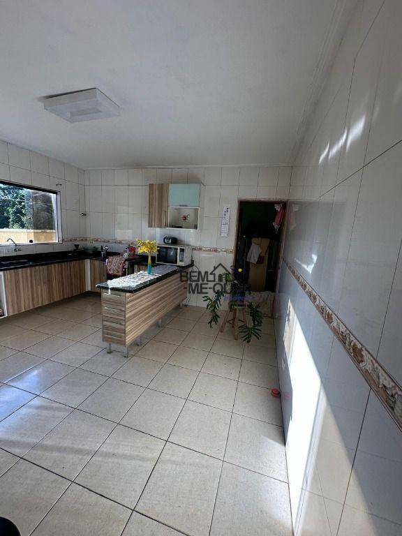 Sobrado à venda com 3 quartos, 224m² - Foto 14