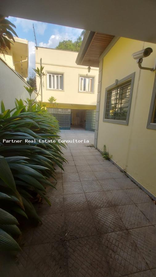 Casa à venda com 4 quartos, 1050m² - Foto 26