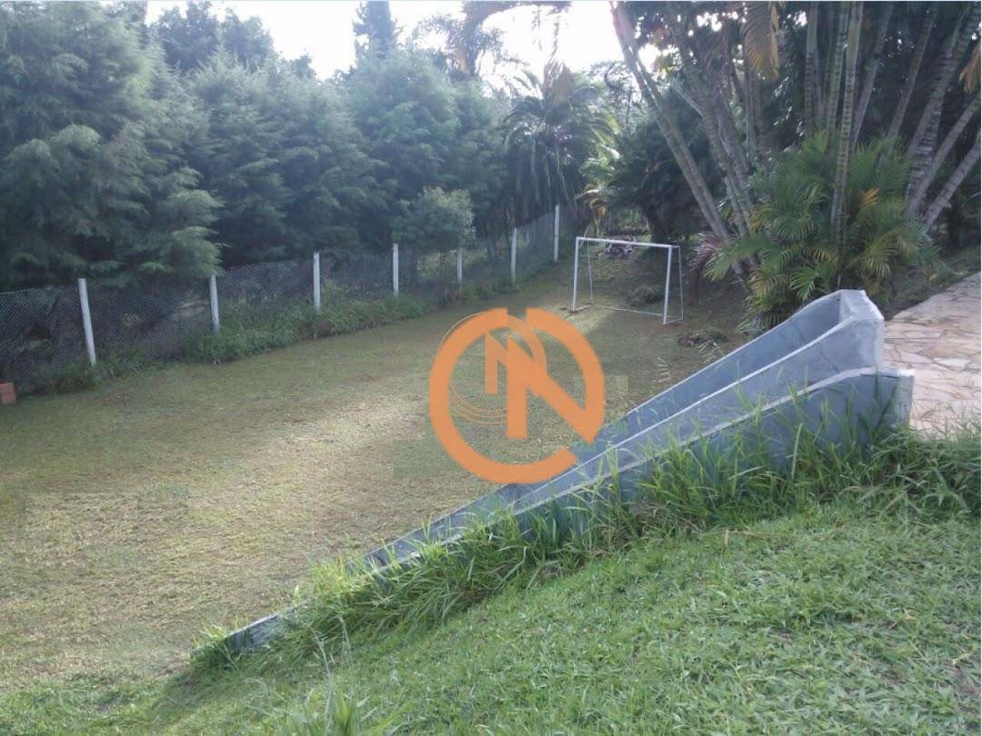 Chácara à venda com 3 quartos, 650m² - Foto 8