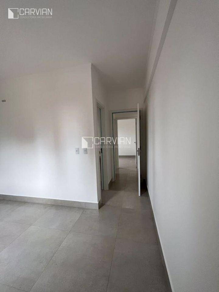 Apartamento à venda com 2 quartos, 67m² - Foto 11