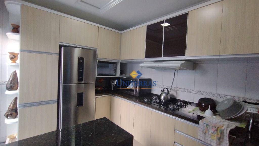 Sobrado à venda com 5 quartos, 300m² - Foto 8