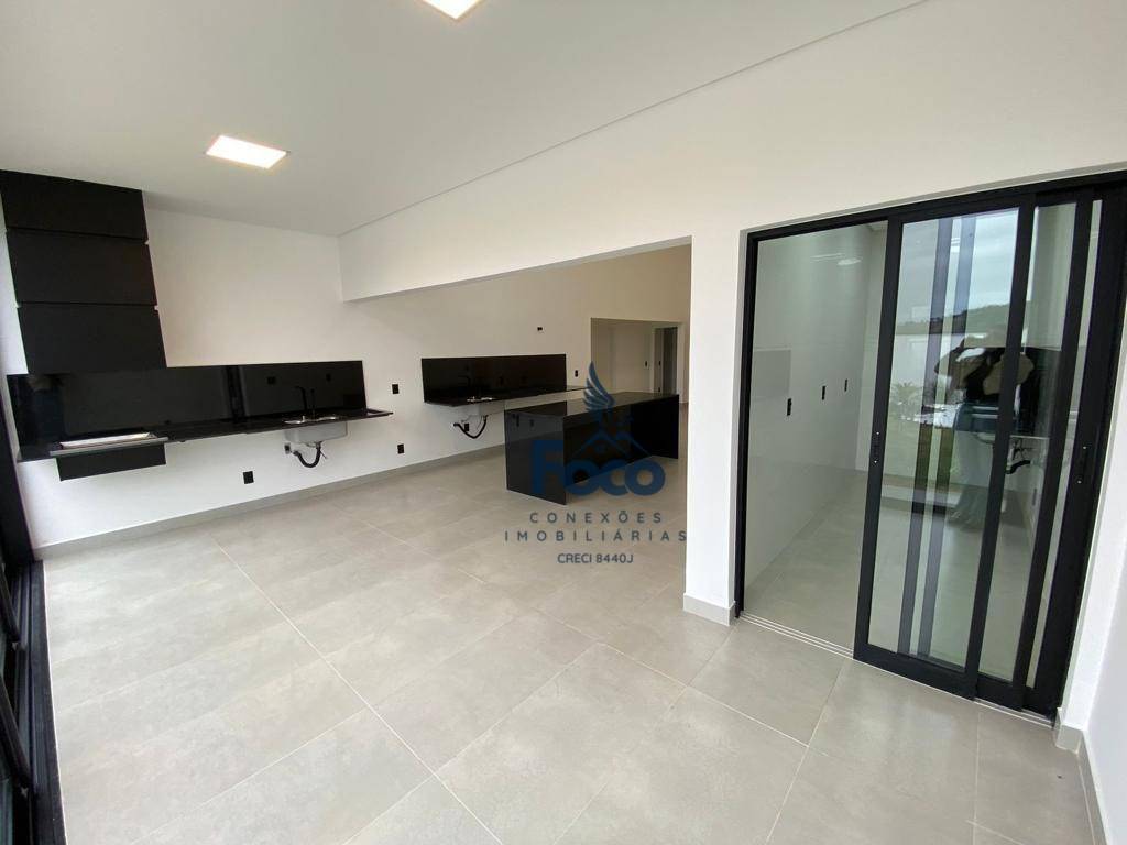 Casa à venda com 3 quartos, 180m² - Foto 2