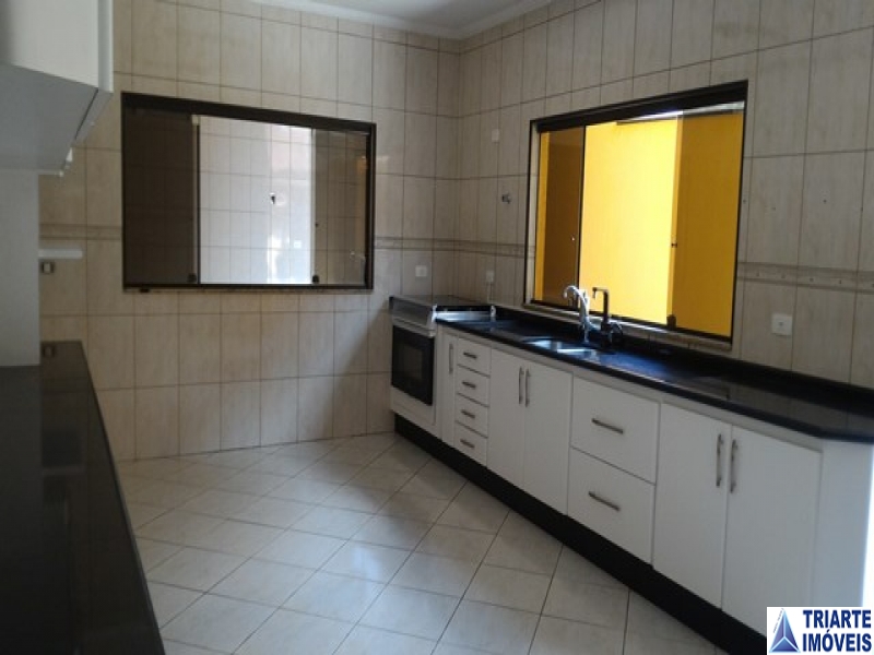 Sobrado à venda com 3 quartos, 207m² - Foto 11