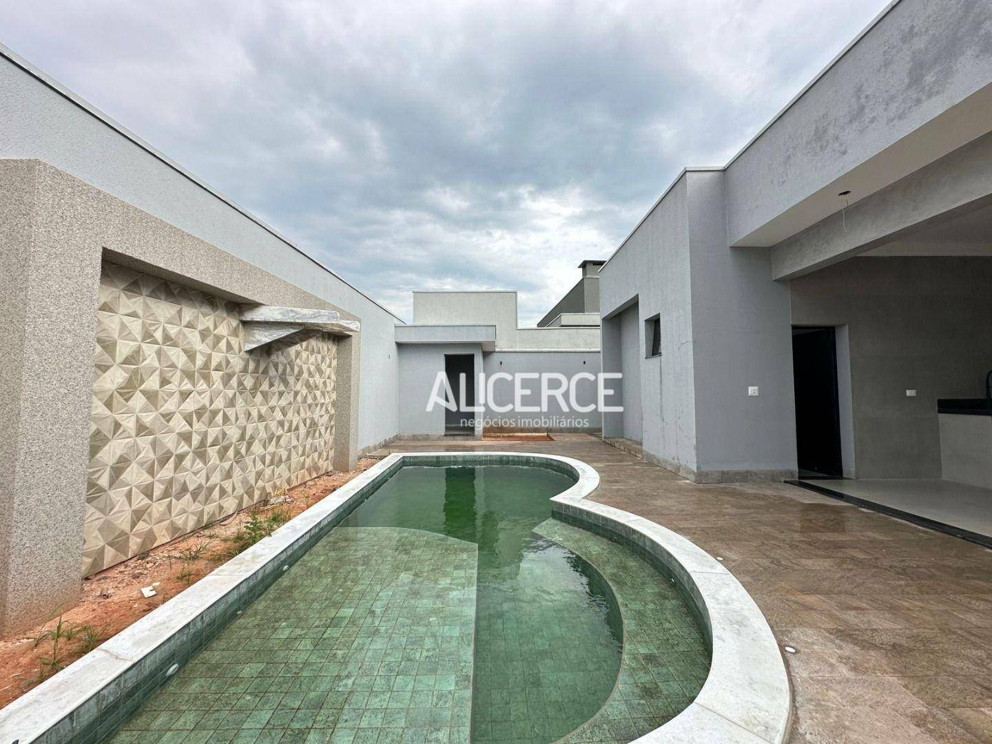 Casa de Condomínio à venda com 4 quartos, 273m² - Foto 10