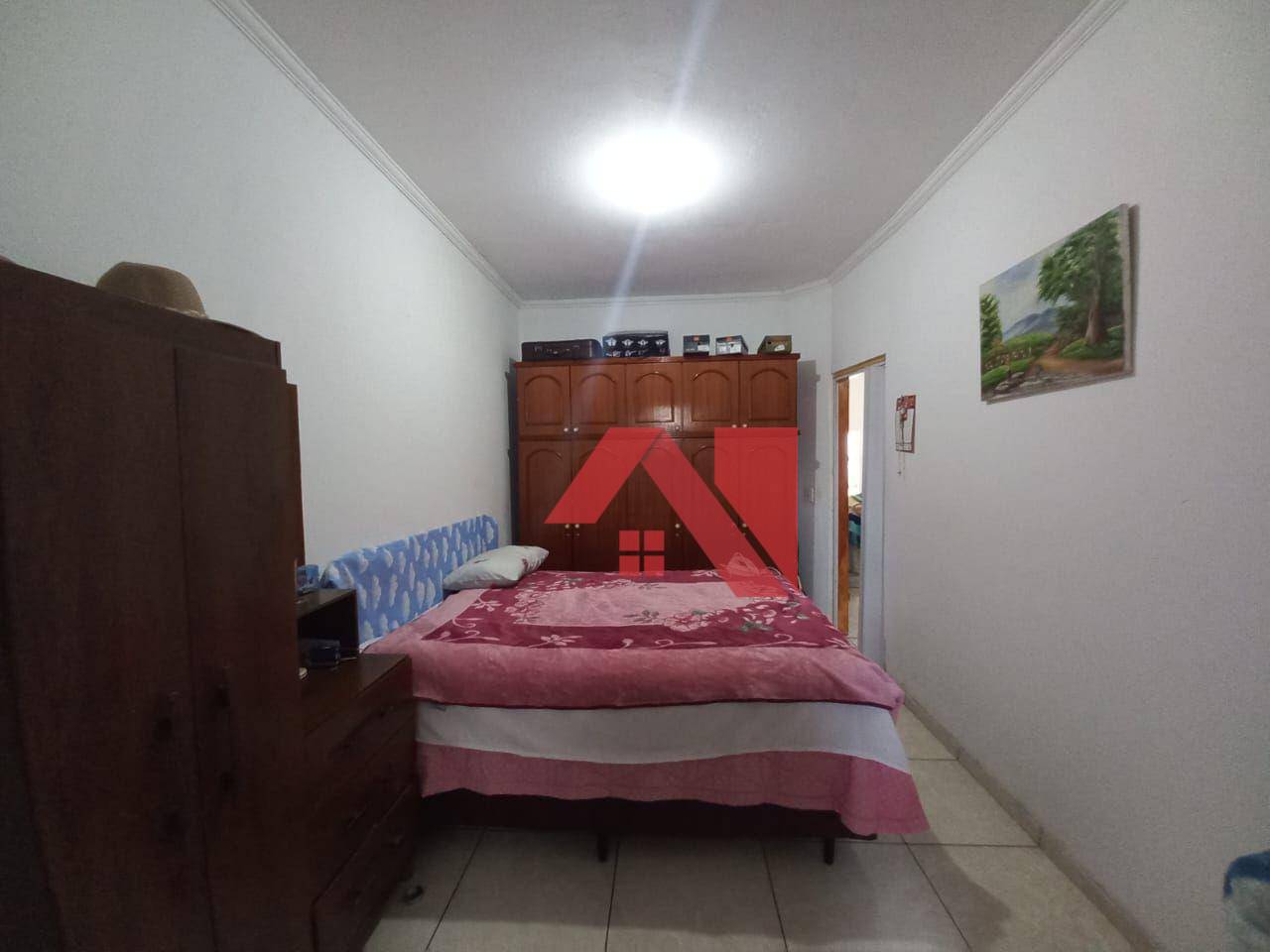 Casa à venda com 2 quartos, 90m² - Foto 13