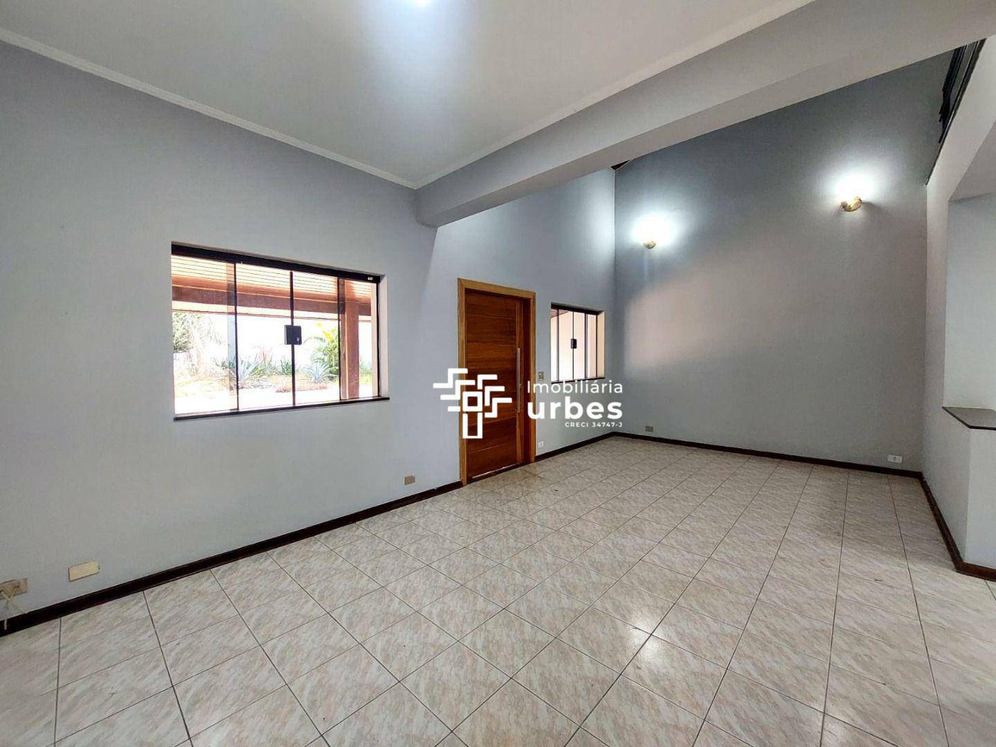 Casa para alugar com 3 quartos, 270m² - Foto 13