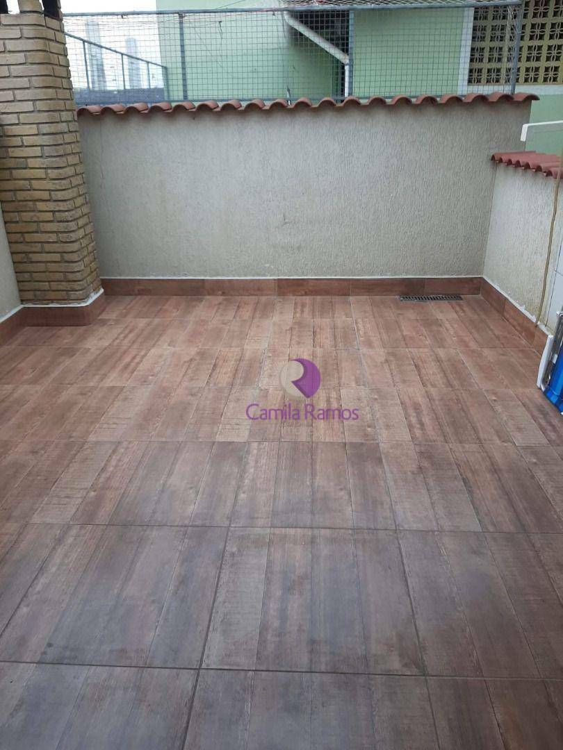 Sobrado à venda e aluguel com 3 quartos, 200m² - Foto 68