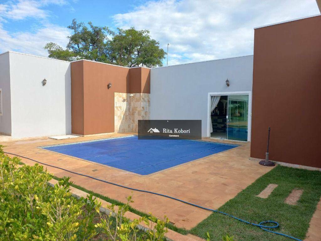 Casa de Condomínio à venda com 3 quartos, 250m² - Foto 40